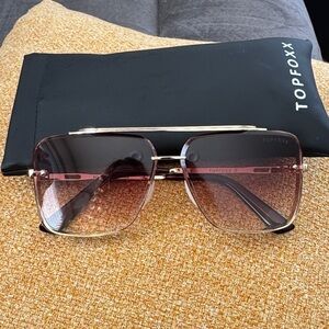 TopFoxx Gold Frame Sunglasses with Pink Gradient Lenses